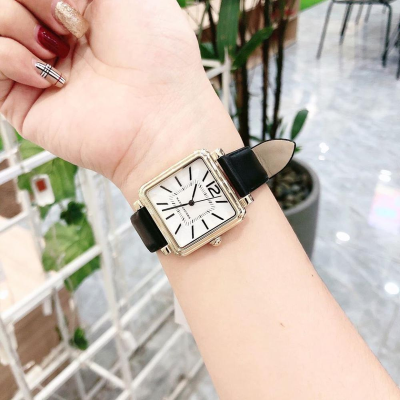 Marc Jacobs Vic Silver Dial Black Leather Strap Watch for Women - MJ1437 Buy Now By Marc Jacobs