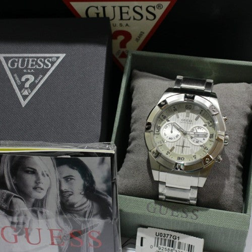Shop Guess Analog Quartz Silver Dial Silver Steel Strap Watch For Men - U0377G1 in USA