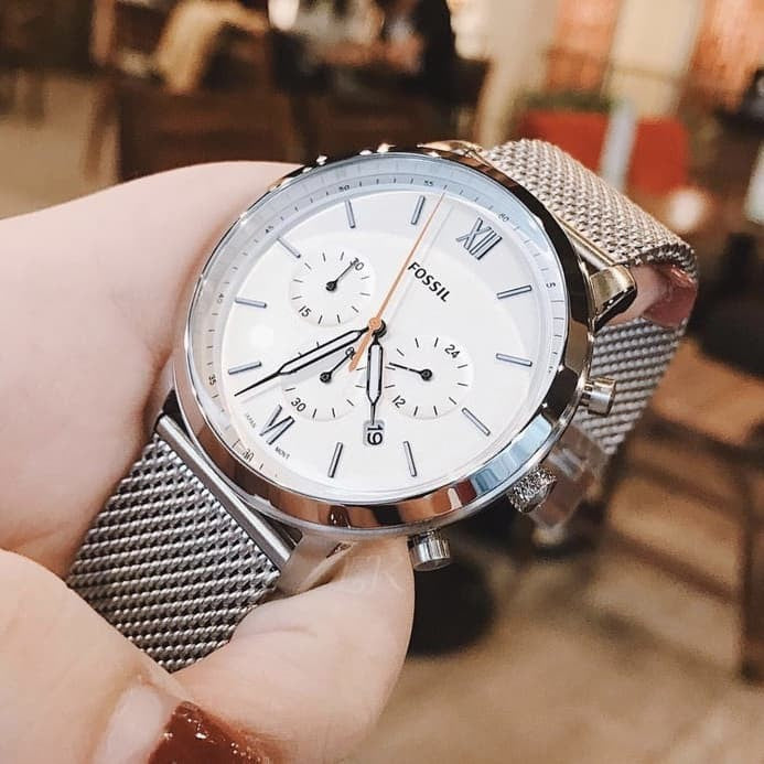 Fossil Neutra Chronograph White Dial Silver Mesh Bracelet Watch for Men - FS5382 Buy Now By Fossil