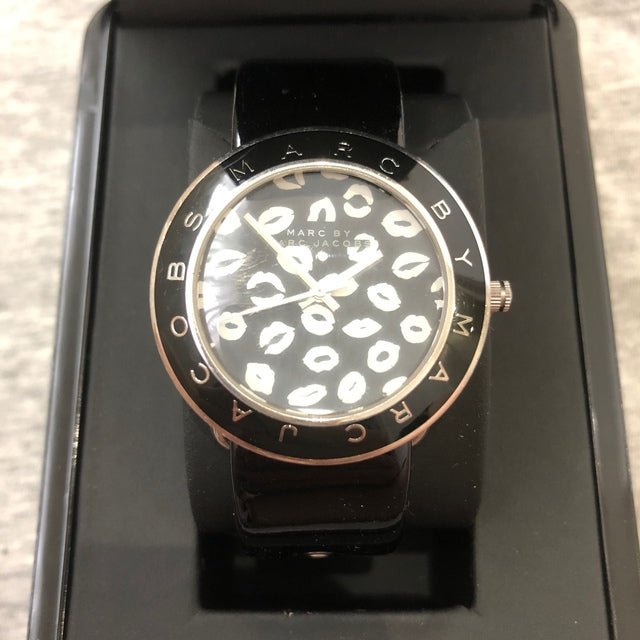 Marc Jacobs Amy Black Dial Black Leather Strap Watch for Women - MBM1163 Buy Now By Marc Jacobs