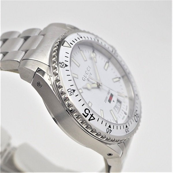 Shop Gucci Dive Quartz White Dial Silver Steel Strap Watch for Men - YA136302 in USA