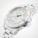 Shop Gucci Dive Quartz White Dial Silver Steel Strap Watch For Men - YA136336 in USA