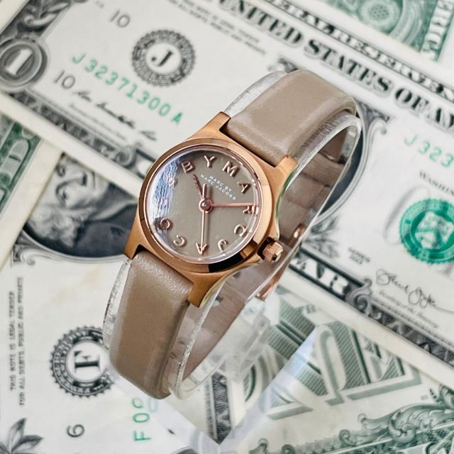 Marc Jacobs Henry Dinky Grey Dial Grey Leather Strap Watch for Women - MBM1239 Buy Now By Marc Jacobs