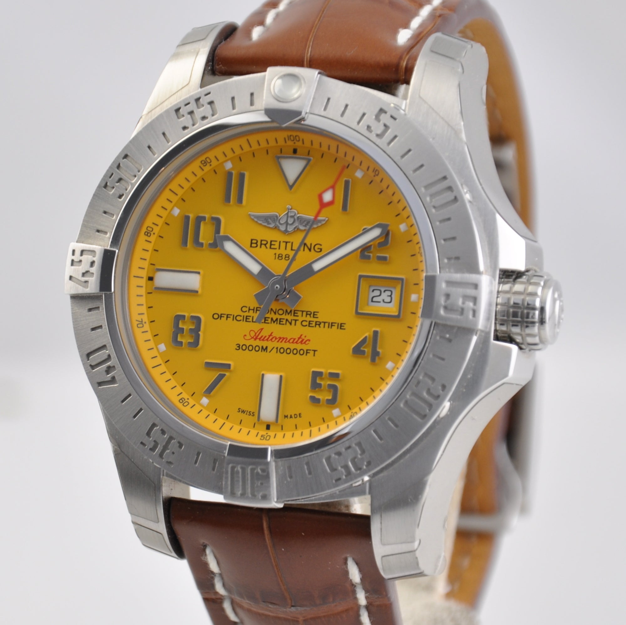 Breitling Avenger 11 Seawolf Stainless Steel Cobra Yellow Dial Mens Watch - A1733110/I519/434X