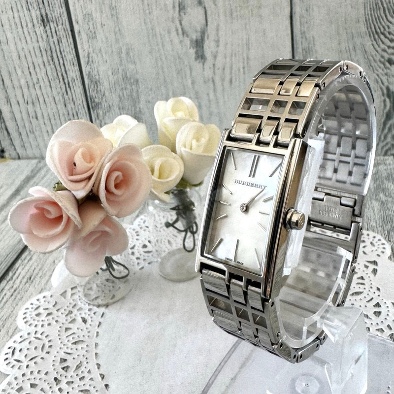 Shop Burberry Heritage Quartz White Dial Silver Steel Strap Watch For Women - BU9600 in USA