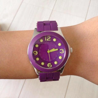 Marc Jacobs Pelly Purple Dial Purple Silicone Strap Watch for Women - MBM2505 Buy Now By Marc Jacobs