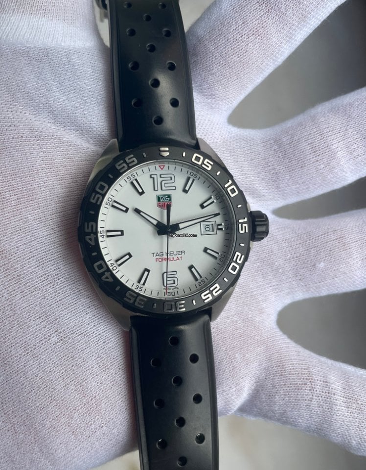 Tag Heuer Formula 1 Quartz White Dial Black Rubber Strap Watch for Men - WAZ1111.FT8023 Buy Now By Tag Heuer
