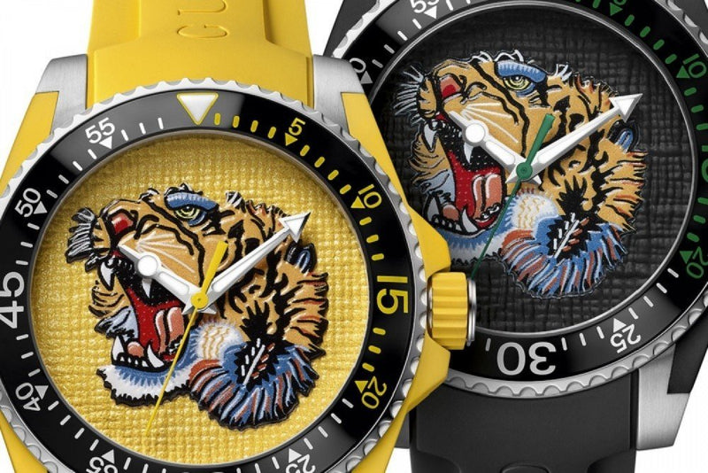 Shop Gucci Dive Tiger Black Dial Black Rubber Strap Watch For Men - YA136318 in USA