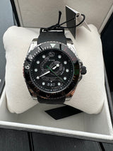 Shop Gucci Dive Quartz Kingsnake Black Dial Black Rubber Strap Watch For Men - YA136217 in USA