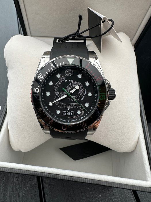 Shop Gucci Dive Quartz Kingsnake Black Dial Black Rubber Strap Watch For Men - YA136217 in USA