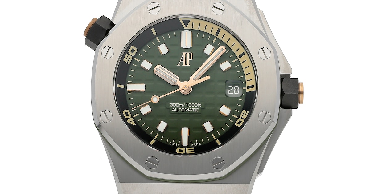 Audemars Piguet Royal Oak Offshore Diver Green Dial Green Rubber Strap Watch for Men - 15720ST.OO.A052CA.01