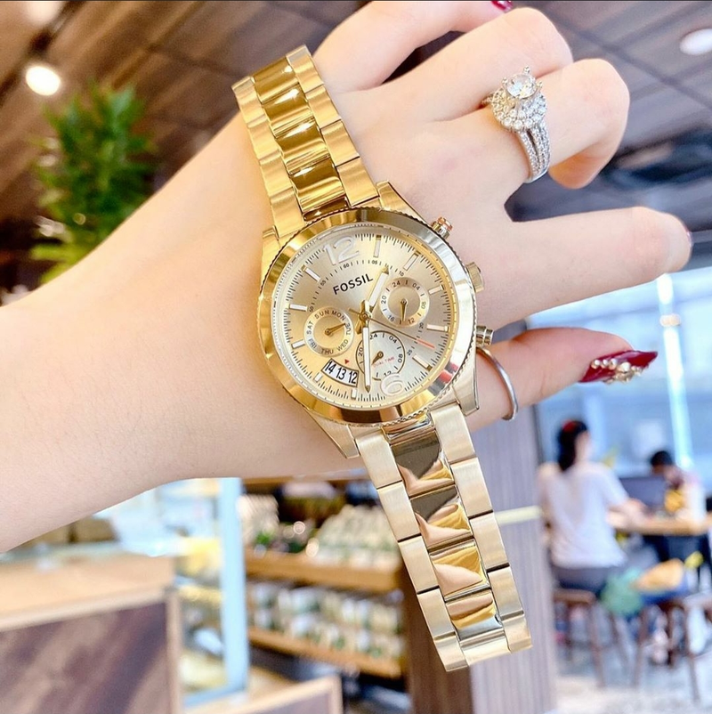 Fossil Boyfriend Gold Dial Gold Steel Strap Watch for Women - ES3884 Buy Now By Fossil