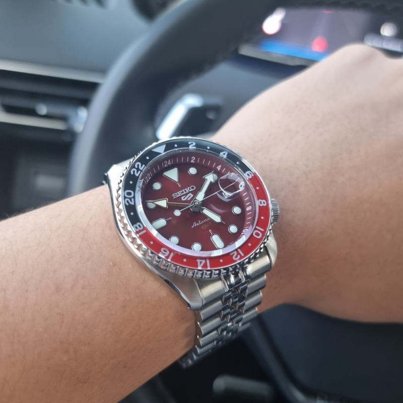 Seiko 5 Sports Thong Sia Limited Edition Red Dial Silver Steel Strap Watch For Men - SSK031K1 Buy Now By Seiko
