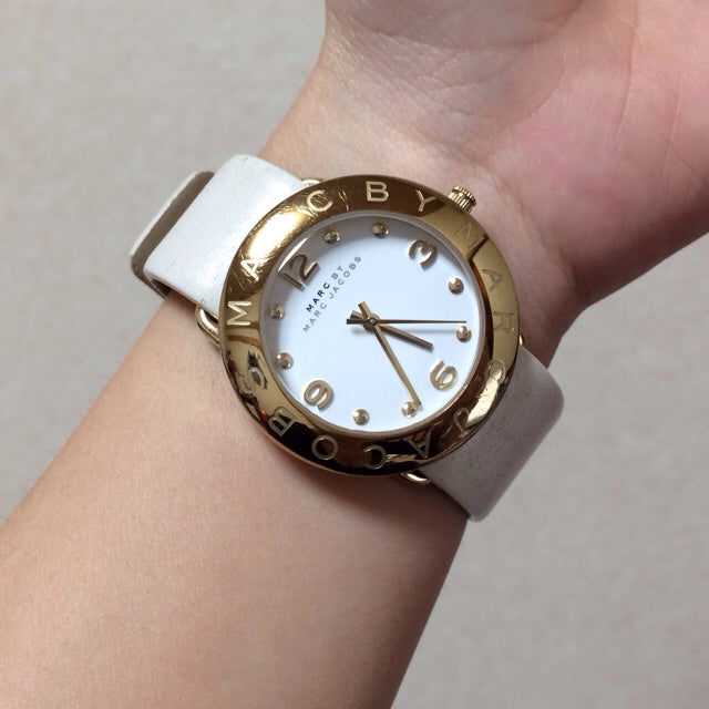 Marc Jacobs Amy White Dial White Leather Strap Watch for Women - MBM1180 Buy Now By Marc Jacobs