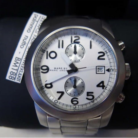 Marc Jacobs Larry Chronograph White Dial Silver Steel Strap Watch for Men - MBM5030 Buy Now By Marc Jacobs
