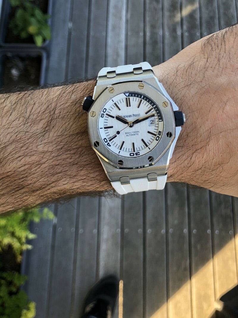 Audemars Piguet Royal Oak Offshore Diver White Dial White Rubber Strap Watch for Men - 15710ST.OO.A010CA.01