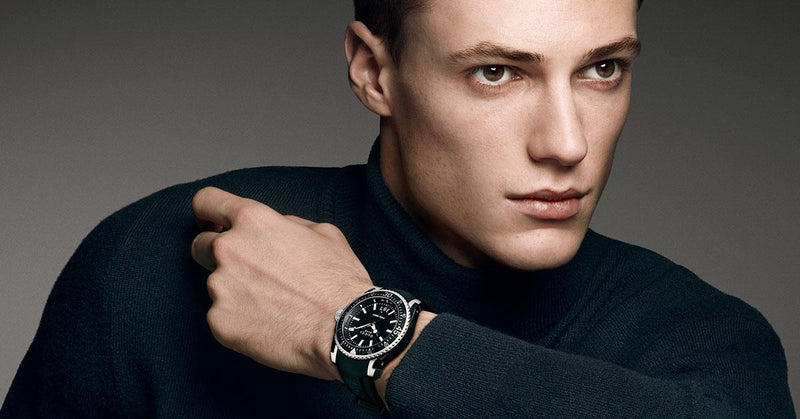Shop Gucci Dive Analog Quartz Black Dial Black Rubber Strap Watch For Men - YA136204 in USA