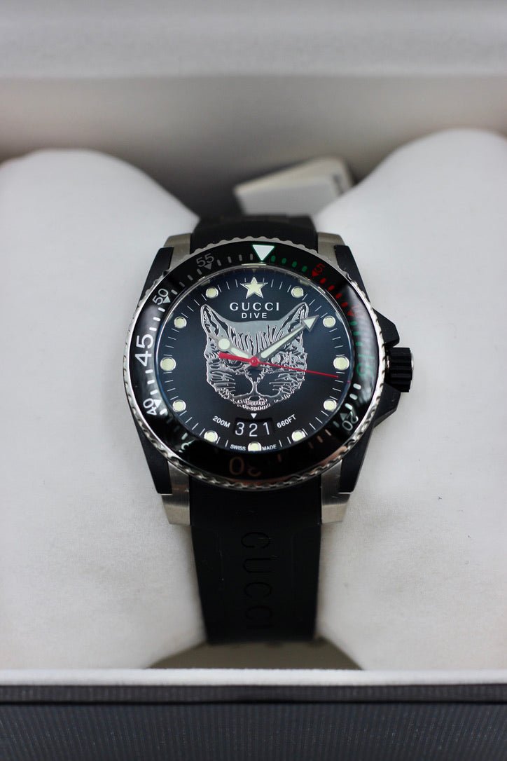 Shop Gucci Dive Feline Black Dial Black Rubber Strap Watch For Men - YA136320 in USA
