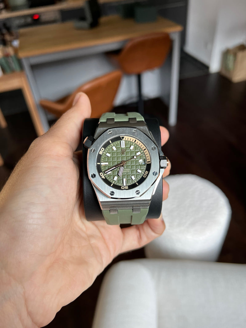 Audemars Piguet Royal Oak Offshore Diver Green Dial Green Rubber Strap Watch for Men - 15720ST.OO.A052CA.01