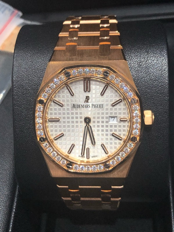 Audemars Piguet Royal Oak Quartz White Dial Rose Gold Steel Strap Watch for Women - 67651OR.ZZ.1261OR.01