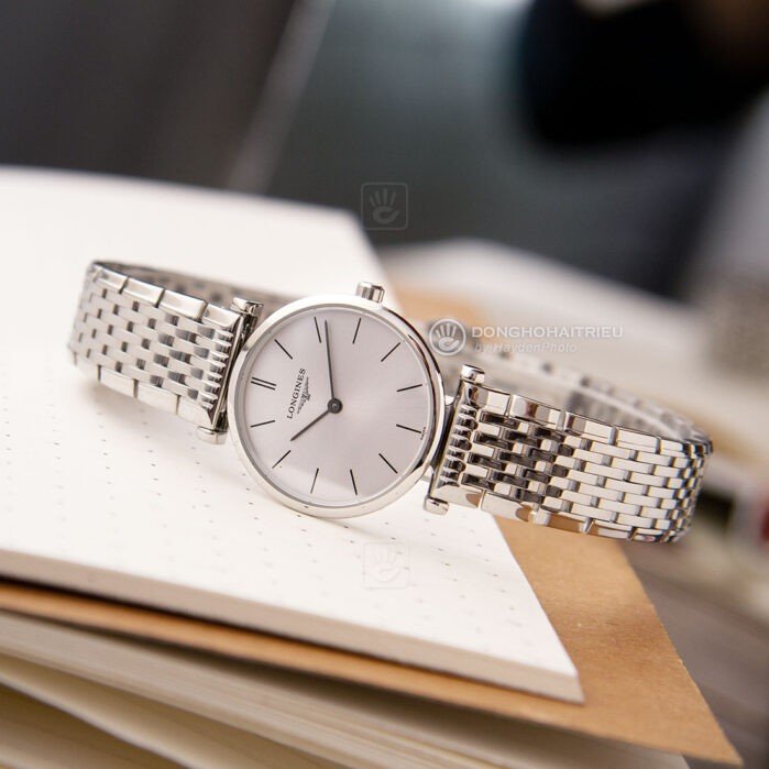 Shop Longines La Grande Classique De Longines Silver Dial Silver Mesh Bracelet Watch for Women - L4.209.4.72.6 in USA