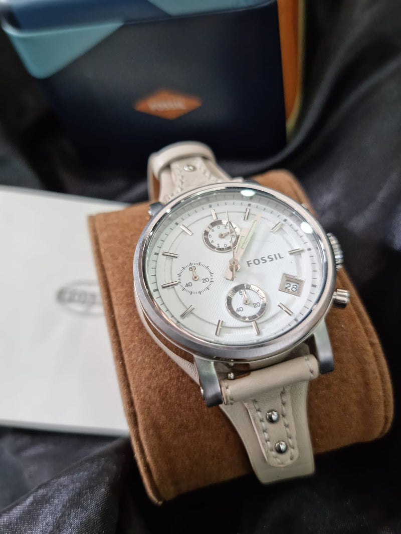 Fossil Boyfriend White Dial Beige Leather Strap Watch for Women - ES3811 Buy Now By Fossil