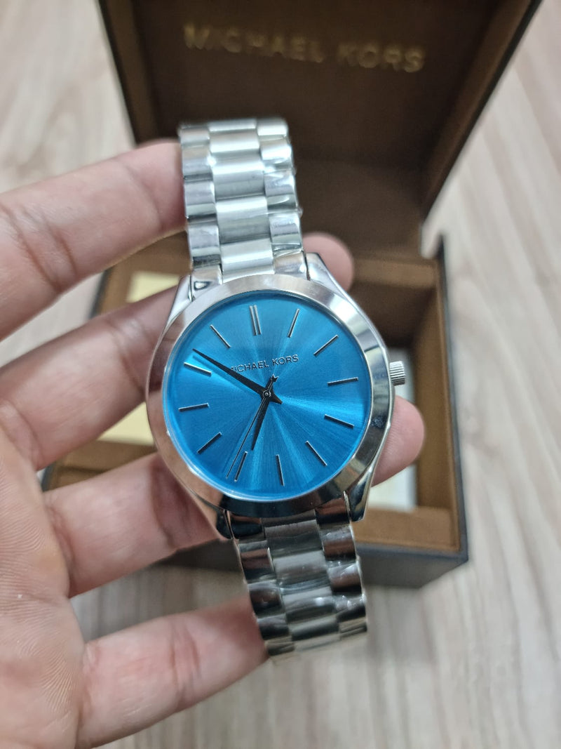 Michael Kors Runway Blue Dial Silver Steel Strap Watch for Women - MK3292 Buy Now By Michael Kors