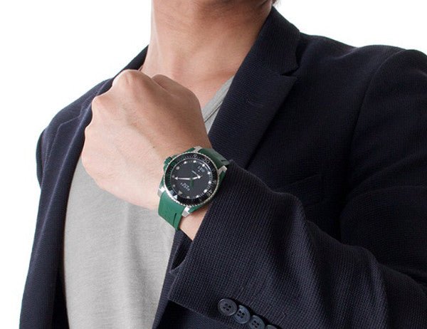 Shop Gucci Dive Black Dial Green Rubber Strap Watch For Men - YA136310 in USA