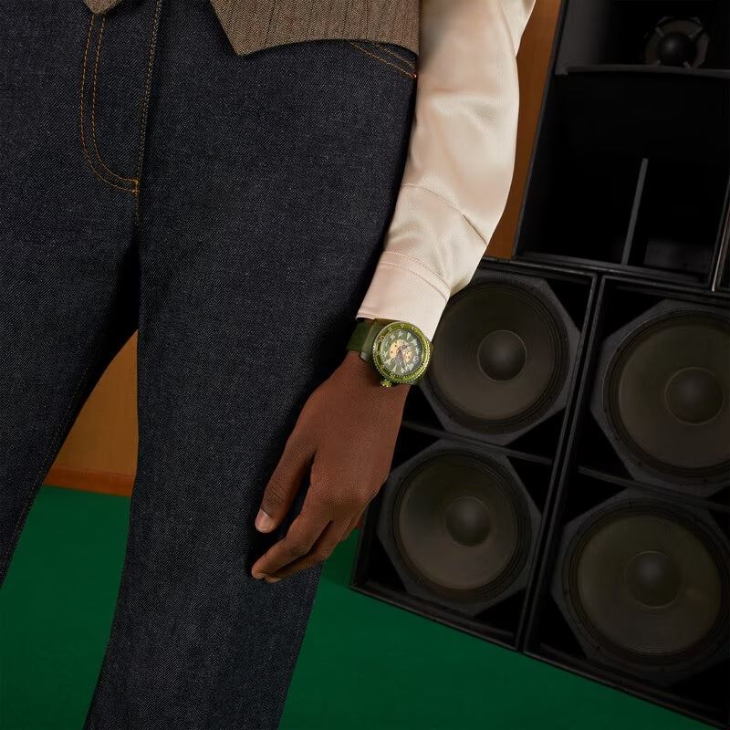 Shop Gucci Dive Automatic Green Dial Green Rubber Strap Unisex Watch - YA136345 in USA