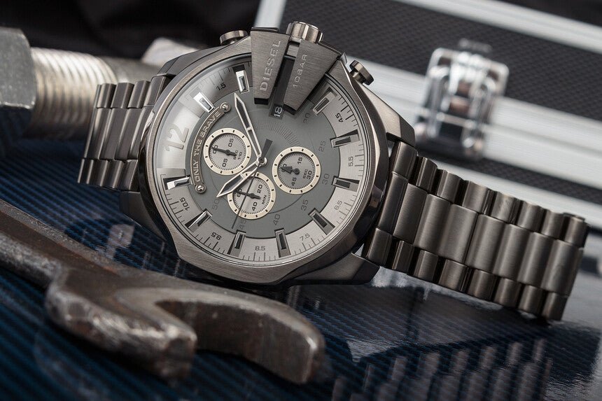 Diesel Mega Chief Chronograph Grey Dial Grey Steel Strap Watch for Men - DZ4282