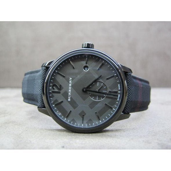 Shop Burberry The Classic Round Horseferry Black Dial Black Leather Strap Watch for Men - BU10010 in USA
