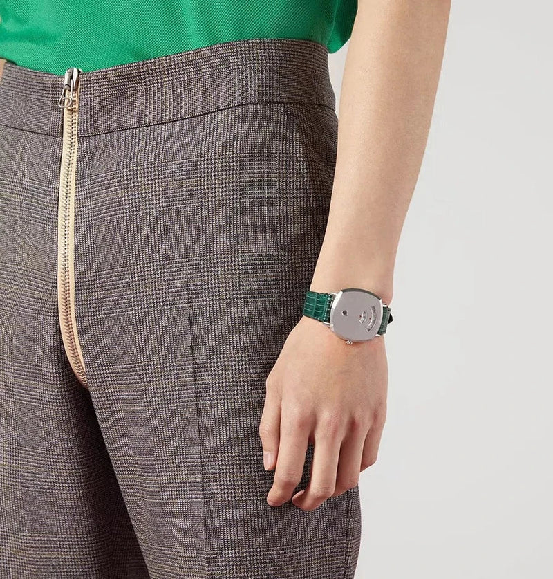 Shop Gucci Grip Quartz Silver Dial Green Leather Strap Watch For Women - YA157414 in USA