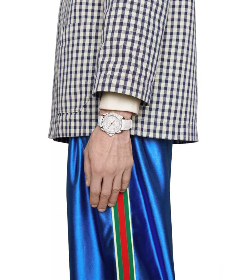 Shop Gucci Dive Quartz White Dial White Rubber Strap Watch For Men - YA136337 in USA