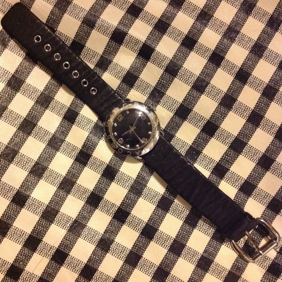 Marc Jacobs Amy Black Dial Black Leather Strap Watch for Women - MBM1140 Buy Now By Marc Jacobs