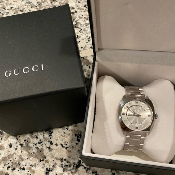 Gucci GG2570 Silver Dial Silver Steel Strap Watch For Men - YA142308 Buy Now By Gucci