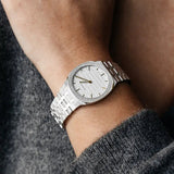 Shop Gucci 25H Quartz Silver Dial Silver Steel Strap Unisex Watch - YA163407 in USA