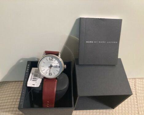 Marc Jacobs Fergus White Dial Brown Leather Strap Watch for Men - MBM5080 Buy Now By Marc Jacobs