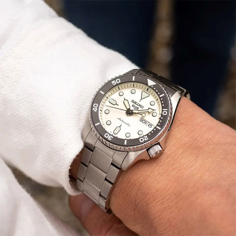 Seiko 5 Sports SKX Automatic Cream Dial Silver Steel Strap Watch For Men - SRPK31K1 Buy Now By Seiko