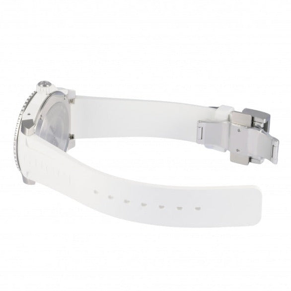 Shop Gucci Dive Quartz White Dial White Rubber Strap Watch For Men - YA136330 in USA