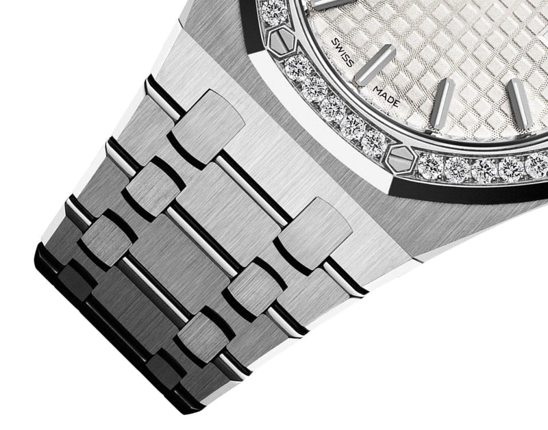 Audemars Piguet Royal Oak Quartz Diamonds White Dial Silver Steel Strap Watch for Women - 67651ST.ZZ.1261ST.01