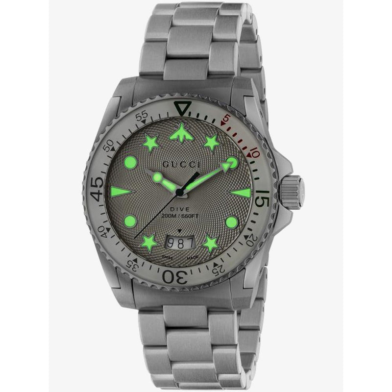 Shop Gucci Dive Quartz White Dial Silver Steel Strap Watch For Men - YA136336 in USA